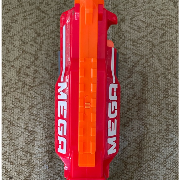 Nerf Mega Cycloneshock w/ 6 Mega Darts - Picture 3 of 3